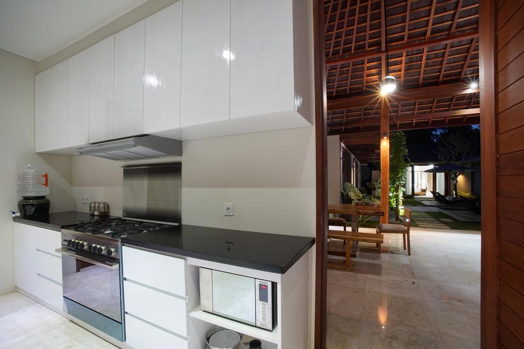 Bale Mandala Villas Senggigi Exterior photo