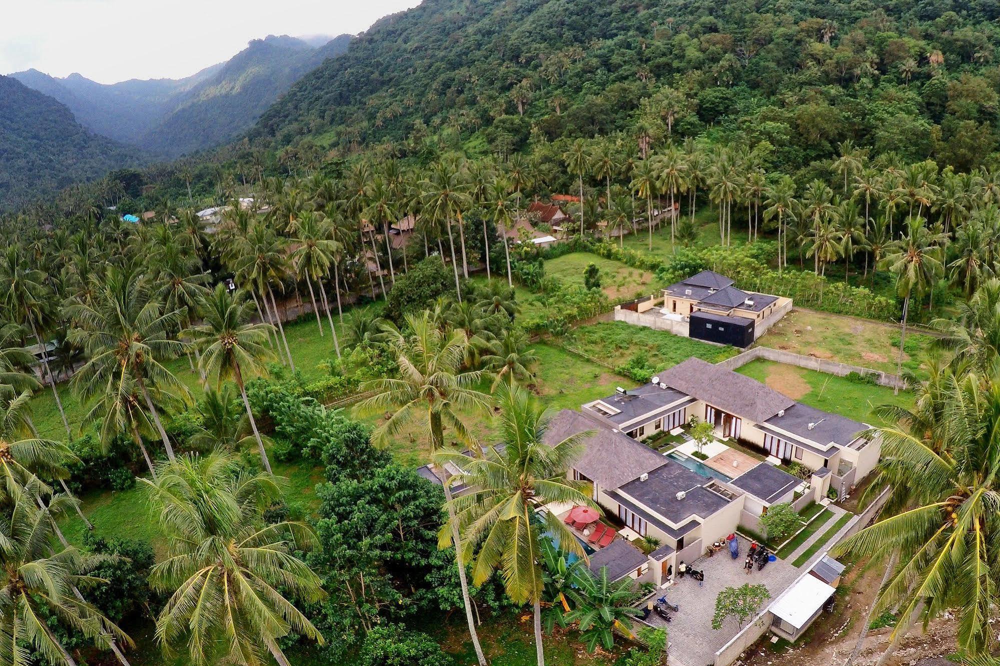 Bale Mandala Villas Senggigi Exterior photo