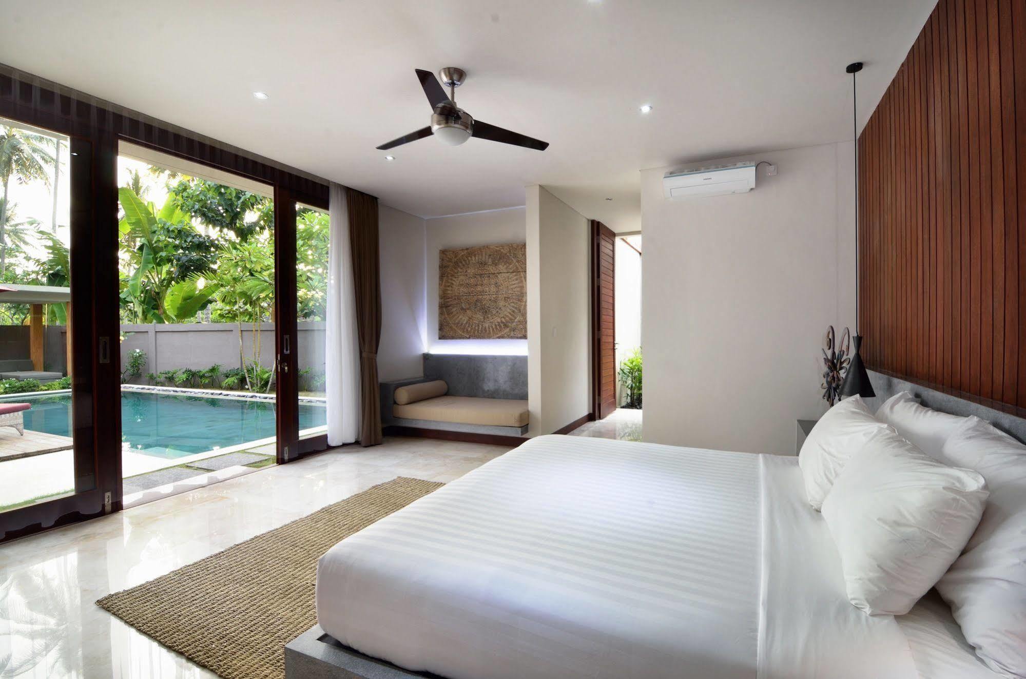 Bale Mandala Villas Senggigi Exterior photo